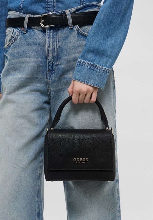 Сумка Guess