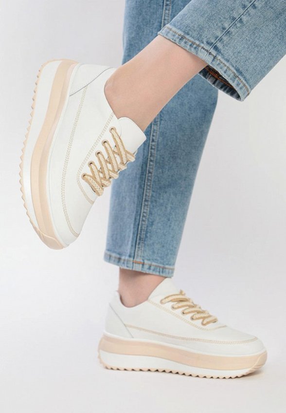 Кроссовки Gut