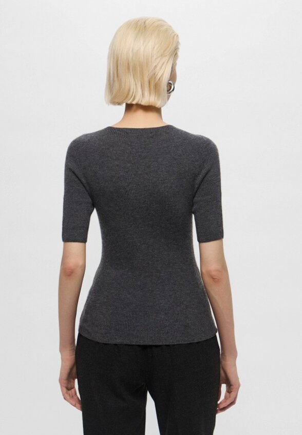 Джемпер Genious