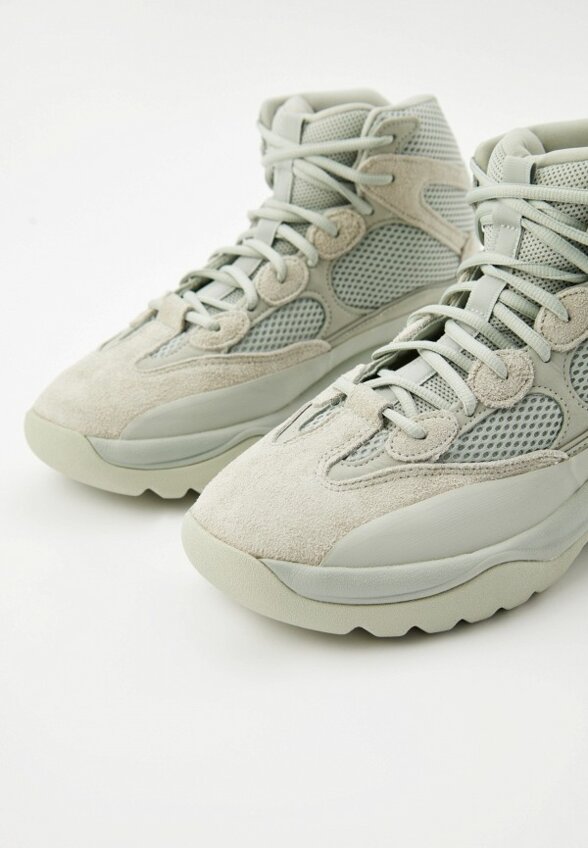 Кроссовки adidas YEEZY