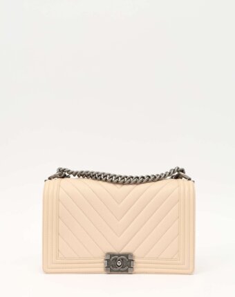 Chanel Boy женщинам