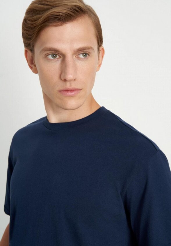 Футболка Finn Flare