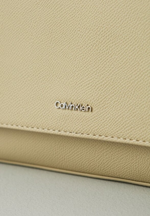 Сумка Calvin Klein