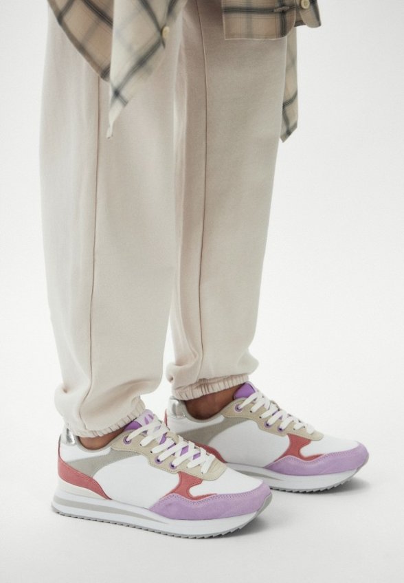 Кроссовки Founds