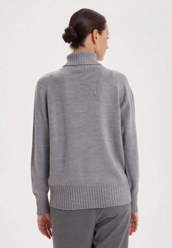 Свитер Bstatement