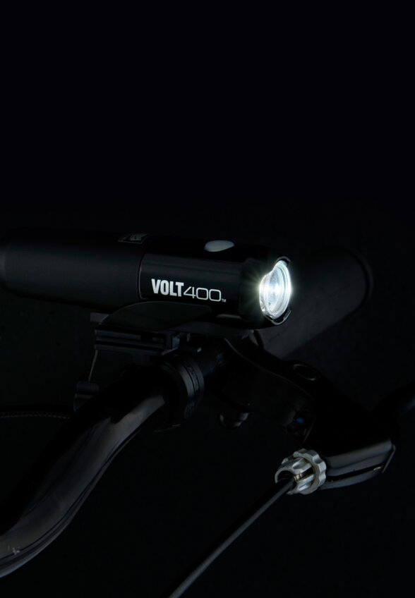 Фонарь велосипедный передний Cat Eye Volt400, Черный