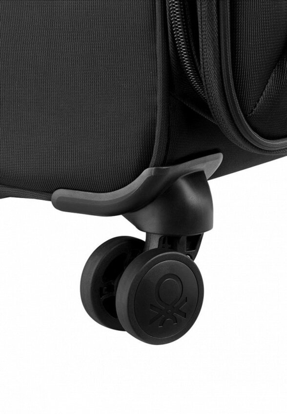 Чемодан Delsey