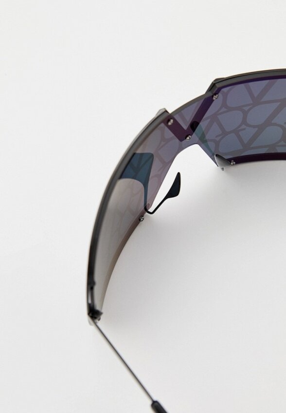 Очки солнцезащитные Valentino