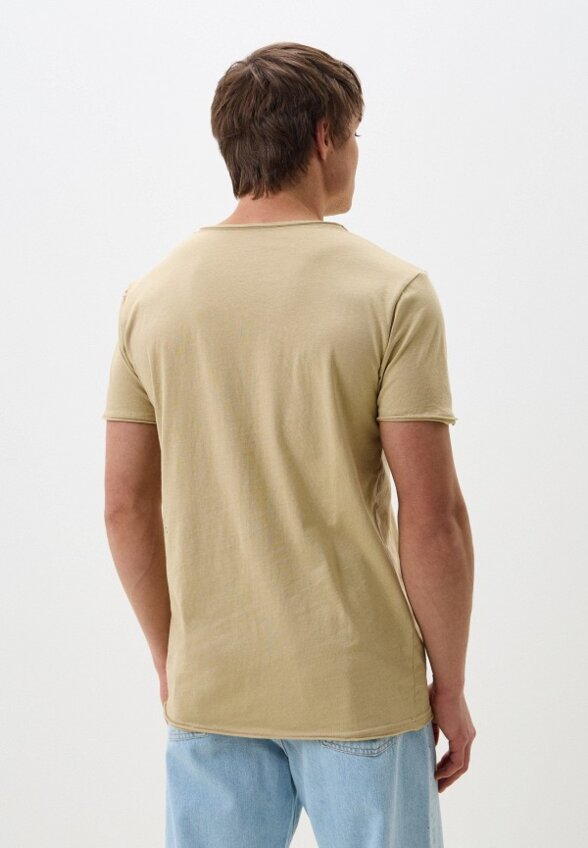 Футболка Terranova