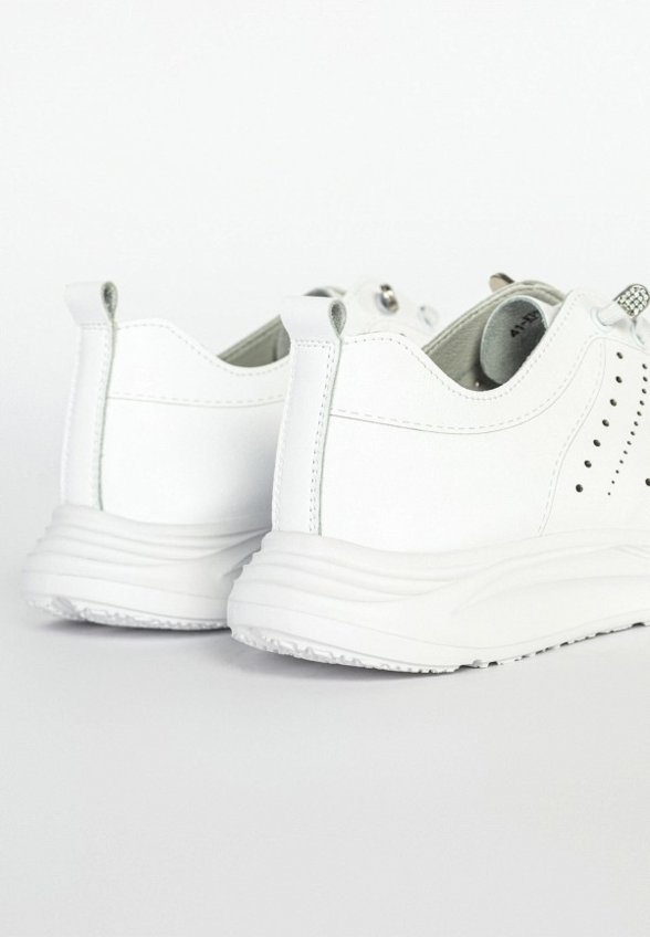 Кроссовки Gut