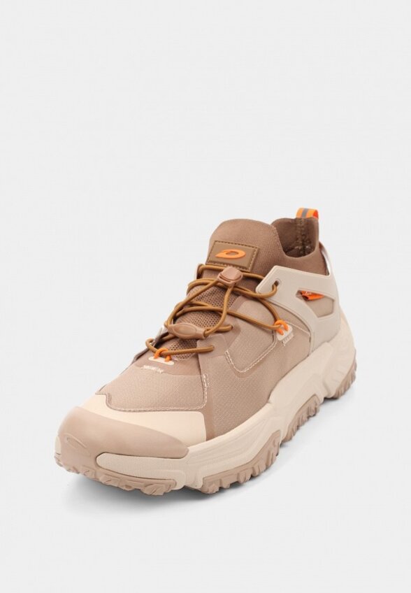 Кроссовки Kari