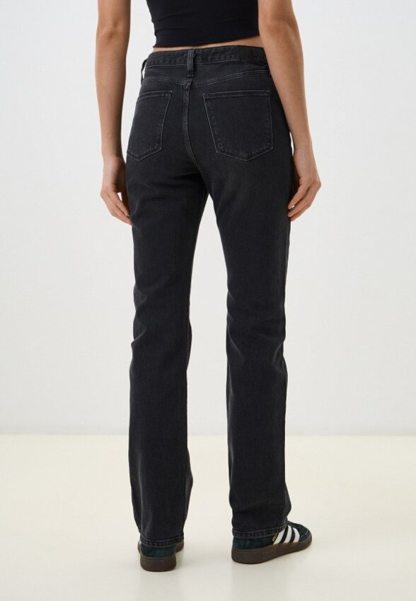 Джинсы Colin's