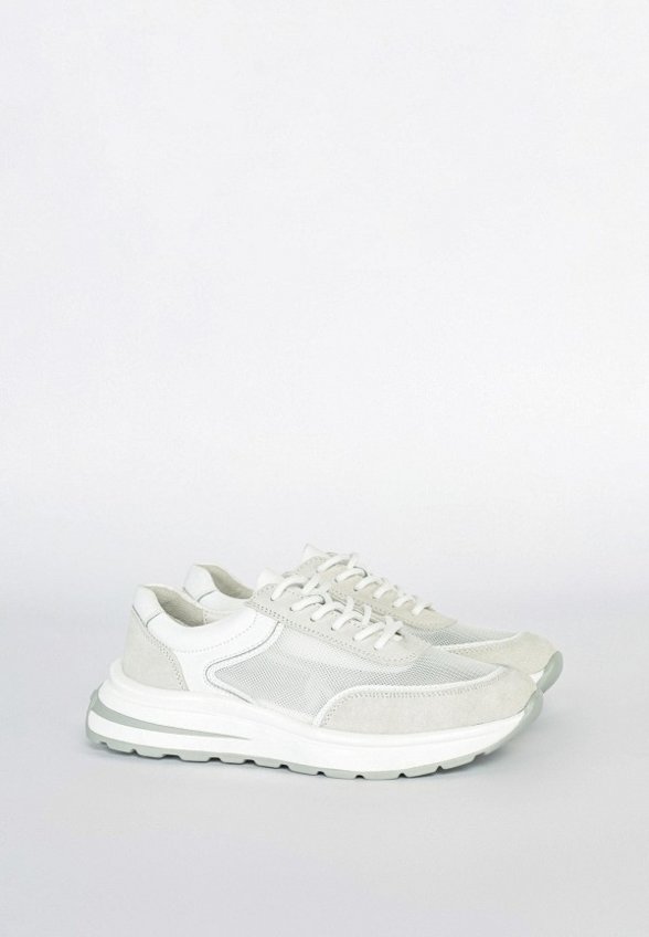 Кроссовки Gut