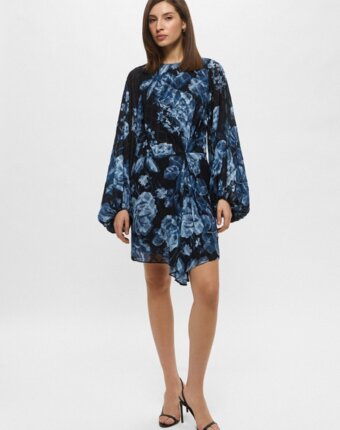 Платье H&M женщинам