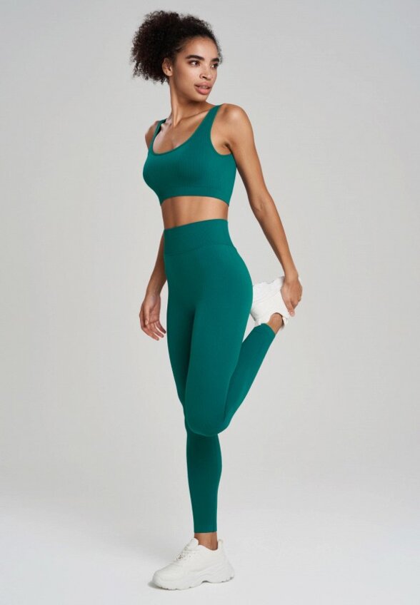 Топ спортивный Modis