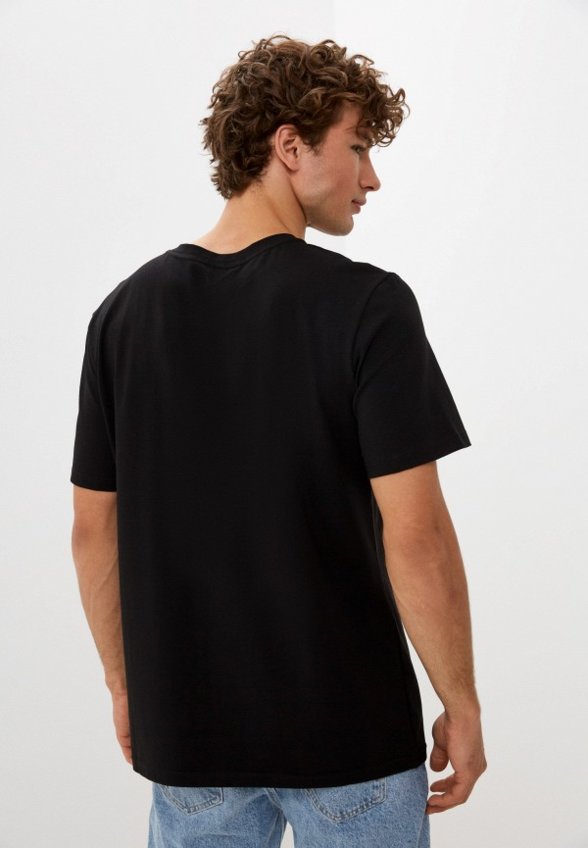 Футболка Minaku