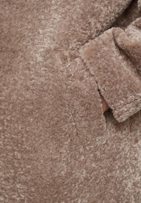 Пальто меховое Alef