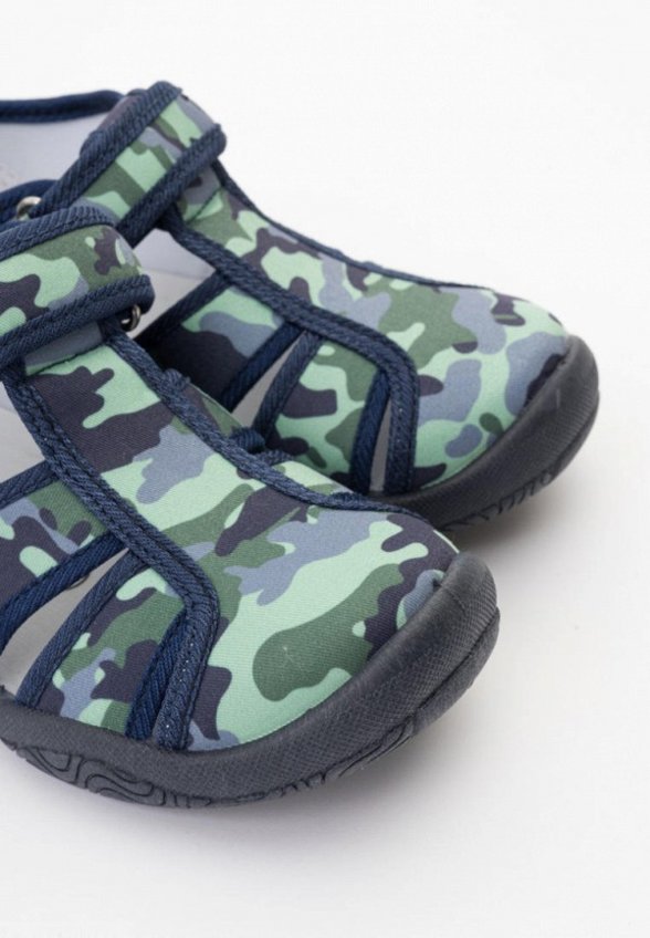 Сандалии Tikkago