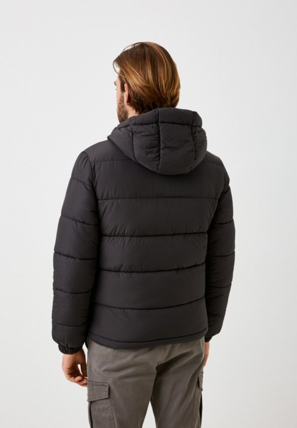 Пуховик Invicta