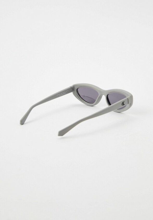 Очки солнцезащитные Calvin Klein Jeans
