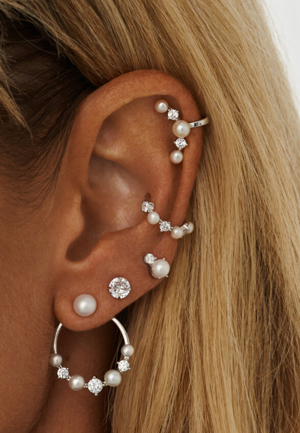 Серебряный кафф с натуральным жемчугом MIE