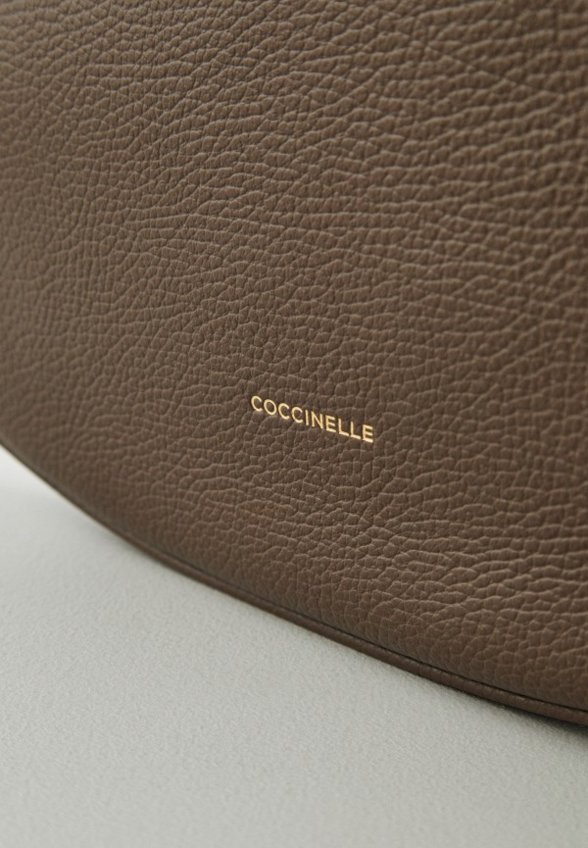 Сумка Coccinelle