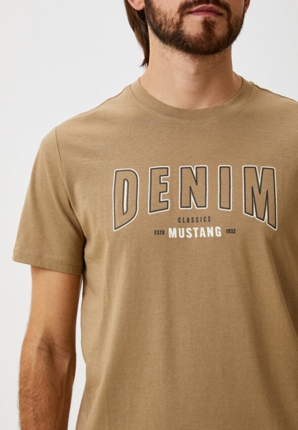 Футболка Mustang