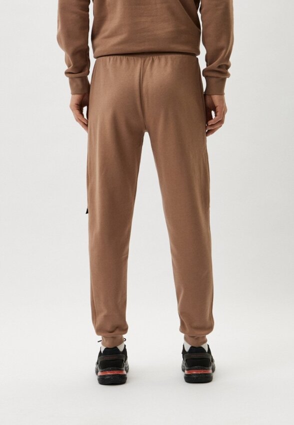 Брюки спортивные EA7