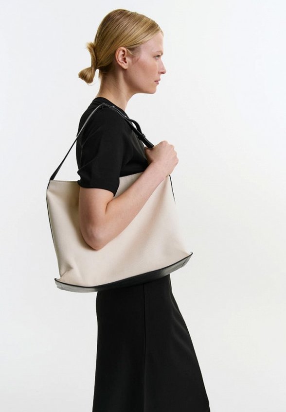 Платье Daisyknit