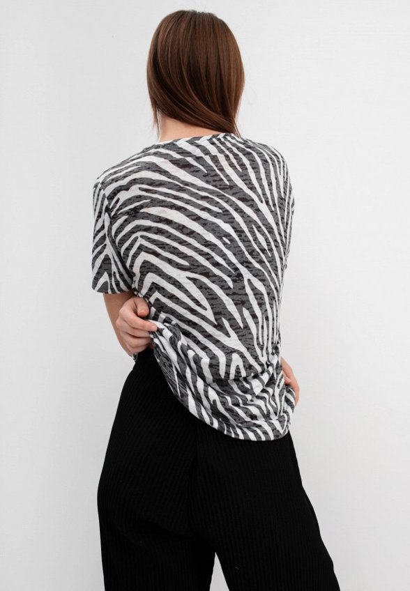 Футболка Savage