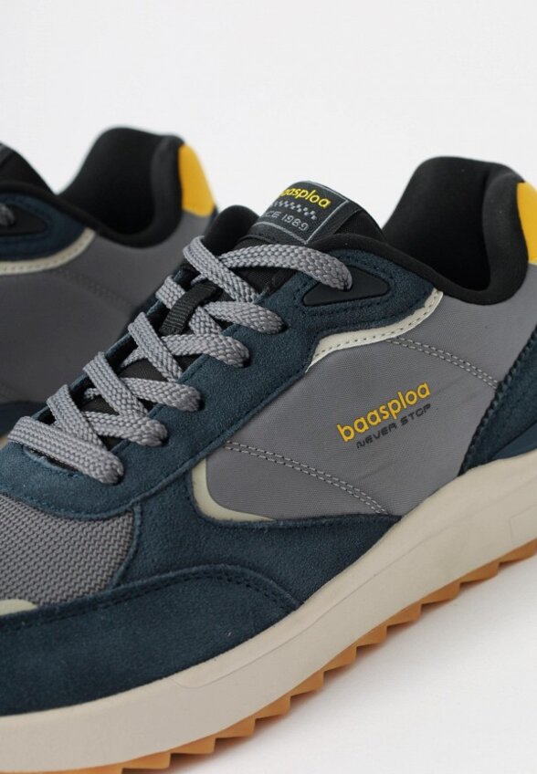 Кроссовки Baasploa