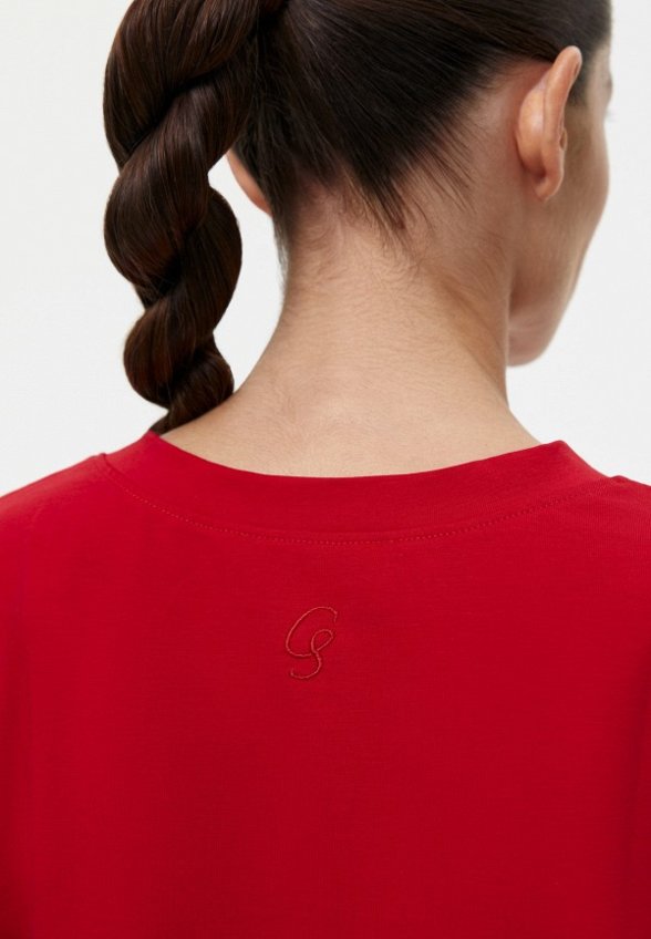 Футболка Charmstore
