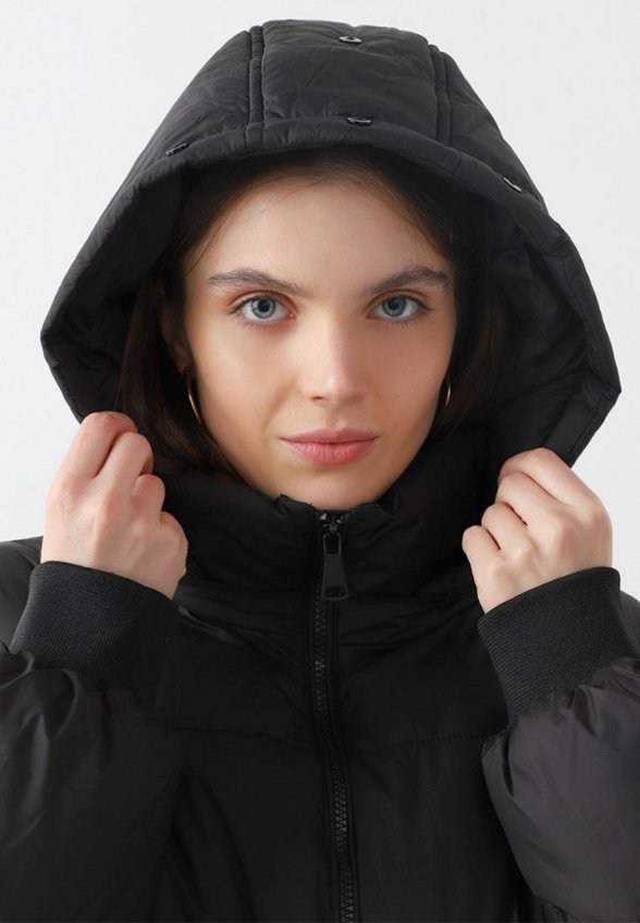 Пуховик Lilly Bennet