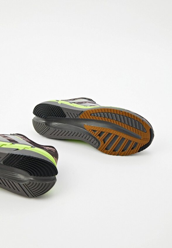 Кроссовки adidas