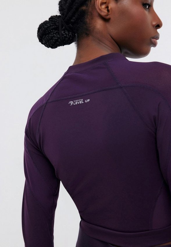 Лонгслив спортивный Baon