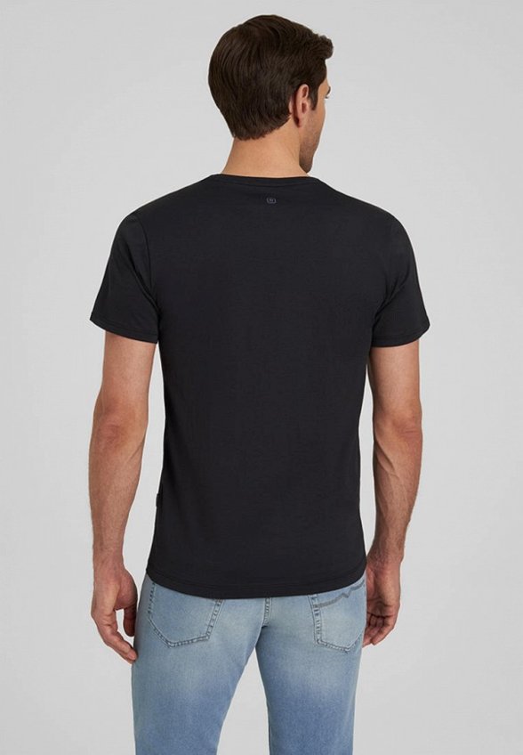 Футболка Henderson