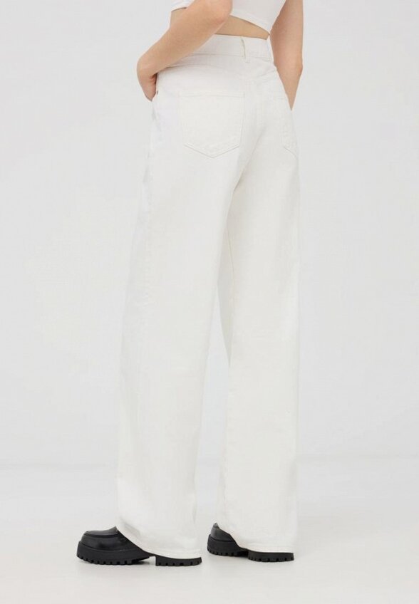 Джинсы Terranova