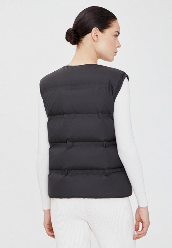 Жилет утепленный To Be Blossom