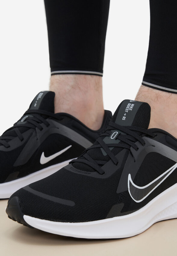 Кроссовки мужские Nike Quest 5, Черный
