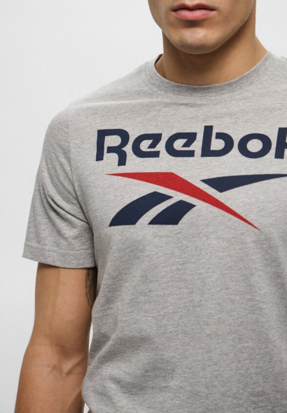 Футболка Reebok
