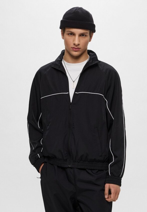 Ветровка Befree