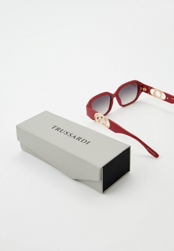 Очки солнцезащитные Trussardi