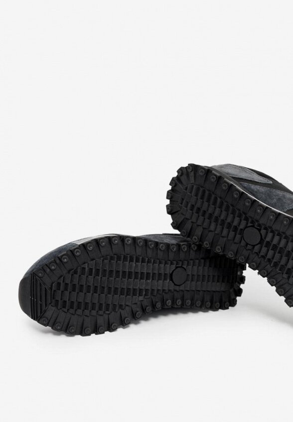 Кроссовки Baasploa