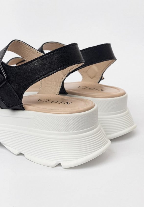 Сандалии Niota Line