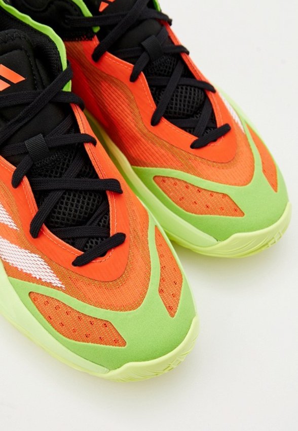 Кроссовки adidas