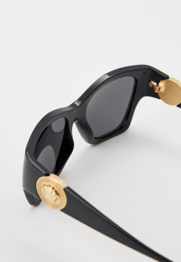 Очки солнцезащитные Versace