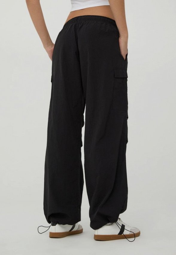 Брюки Terranova