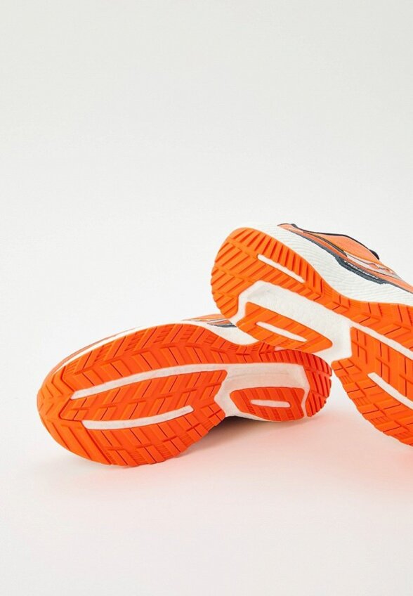 Кроссовки Saucony