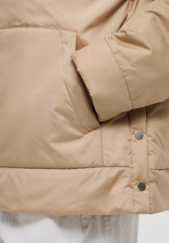 Куртка утепленная Lacoste