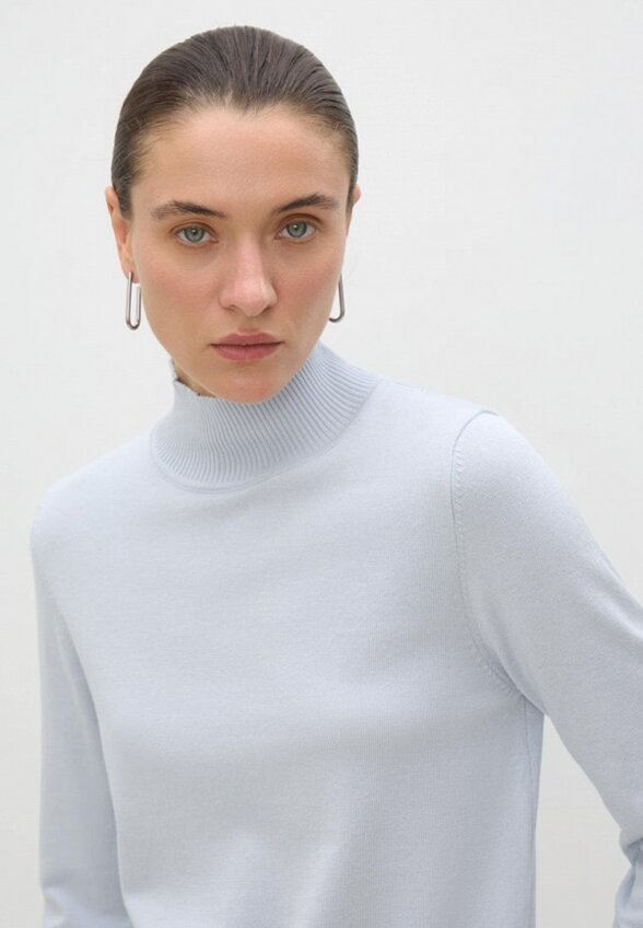 Водолазка Conso